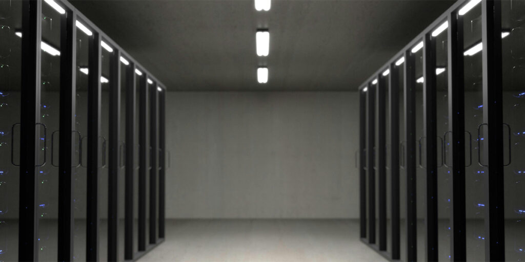 Image: According to Forrester, 45% of banks say that moving applications to the cloud and deploying SaaS are a key focus of their future plans. © Pexels