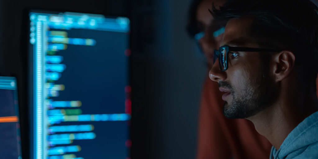 Image : les banques traditionnelles devraient modifier leur système informatique pour en faire un système plus ouvert, plus durable et plus axé sur le client, avec un coût total de possession le plus bas possible. © Getty Images